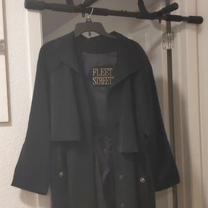 Fleet Street Trench size 8